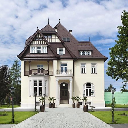 Tauroa Steirerschloessl Hotell Zeltweg Exteriör bild