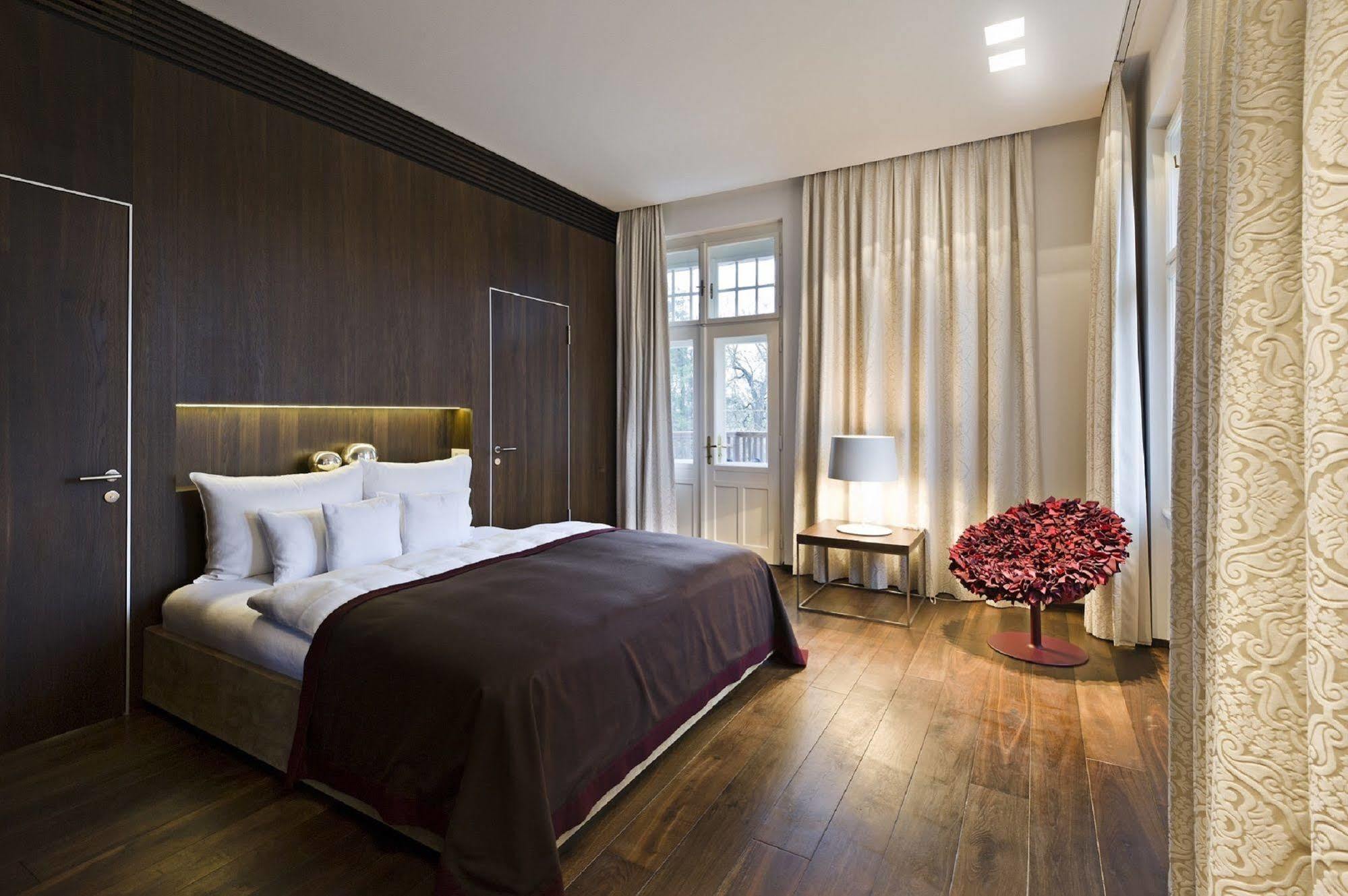 Tauroa Steirerschloessl Hotell Zeltweg Exteriör bild