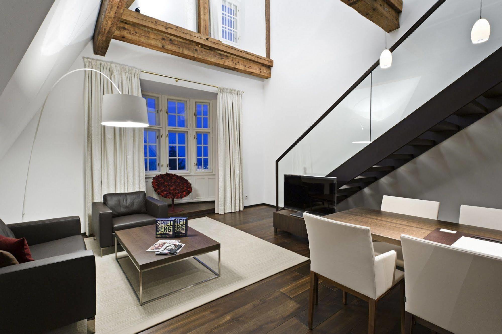 Tauroa Steirerschloessl Hotell Zeltweg Exteriör bild